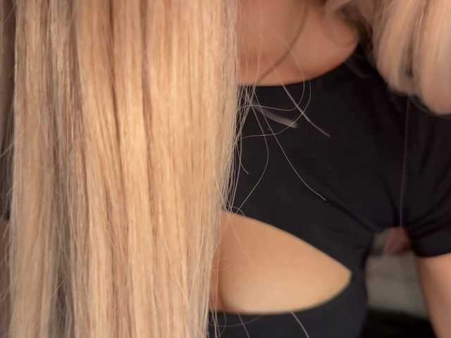PinkFoxya live cam