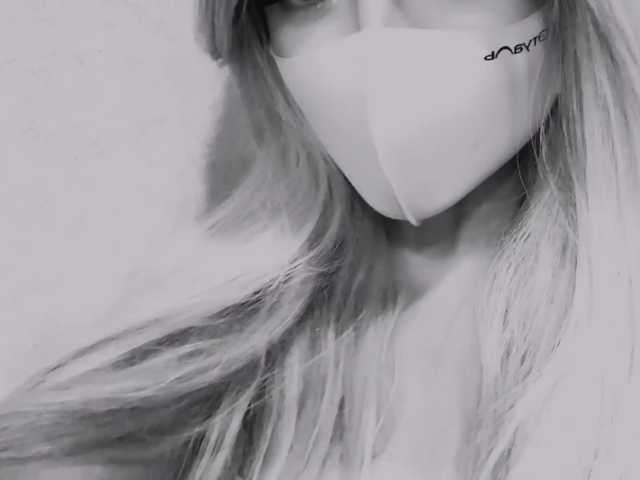 PinkFoxya live cam on BongaCams