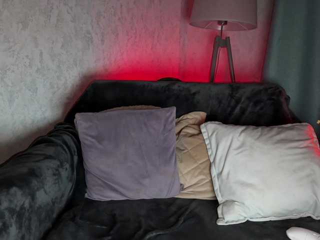 PinkFoxya live webcam show