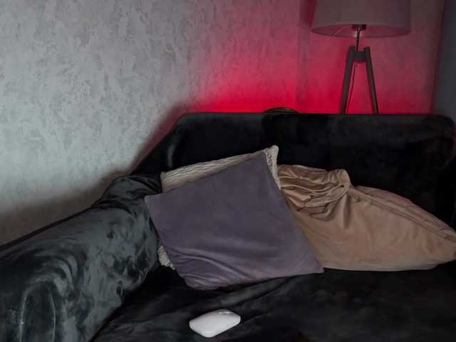 PinkFoxya live cam