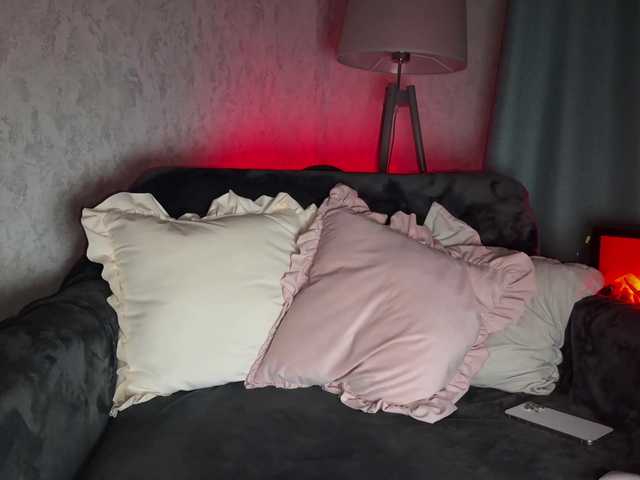 PinkFoxya live cam on BongaCams