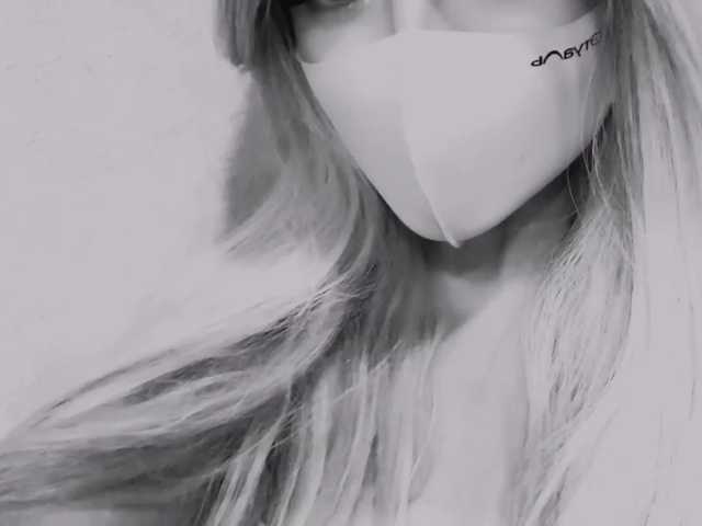 PinkFoxya live cam