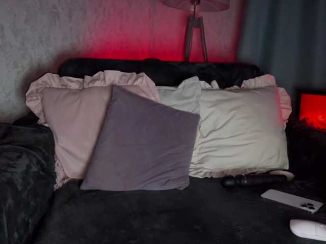 PinkFoxya, en vivo ahora en BongaCams
