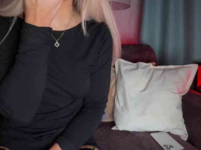 Модель: PinkFoxya