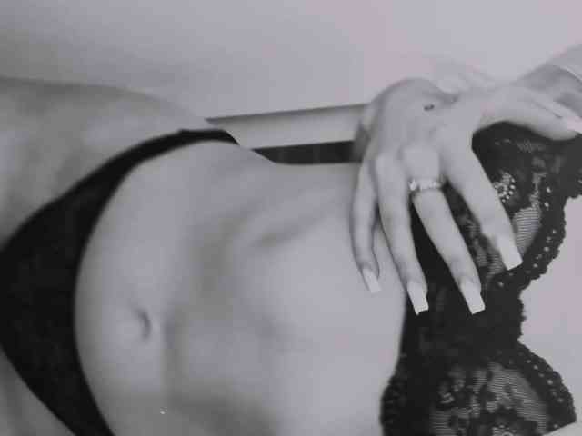 PinkFoxya webcam