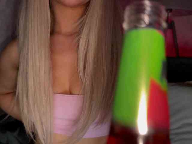 PinkFoxya