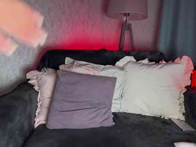 PinkFoxya