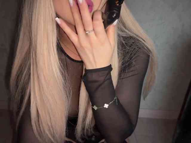 PinkFoxya