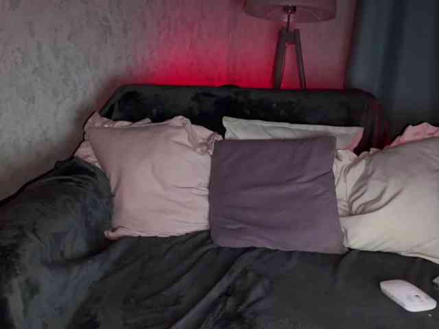 PinkFoxya