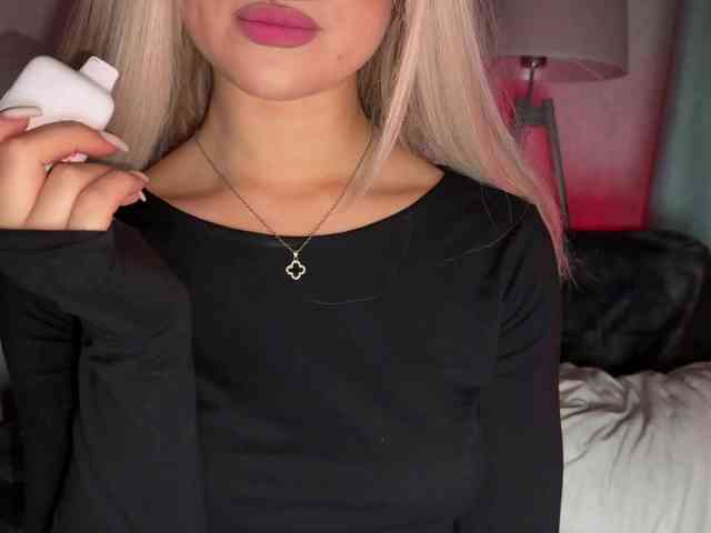 PinkFoxya