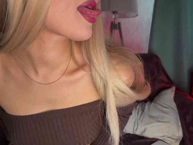 PinkFoxya