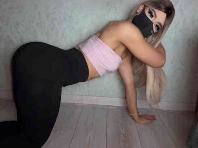 PinkFoxya