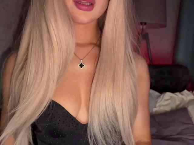 PinkFoxya