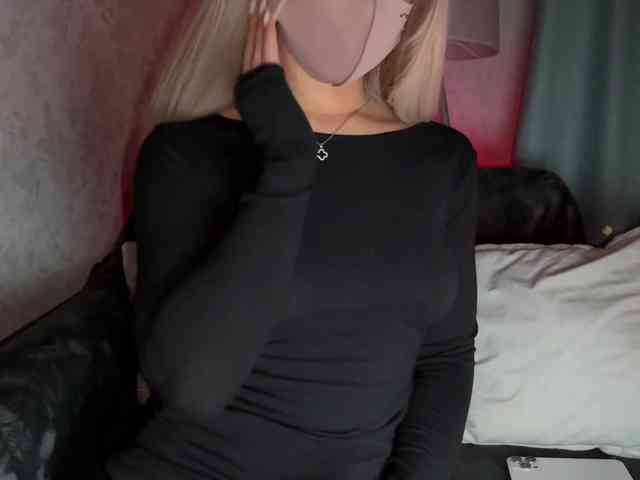PinkFoxya