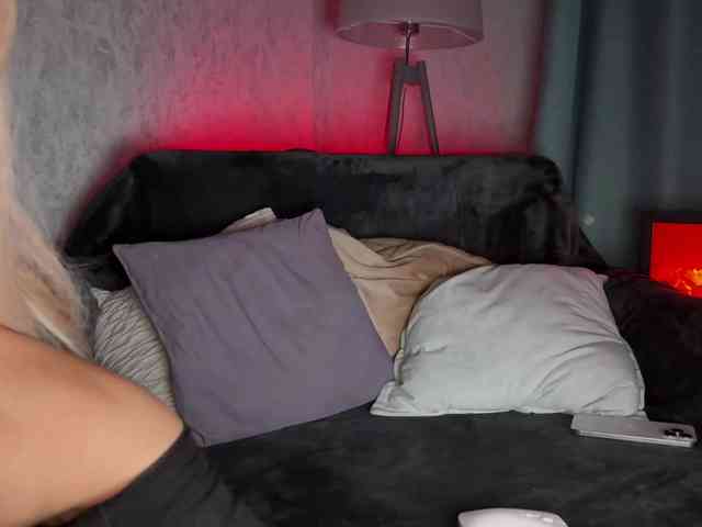 PinkFoxya
