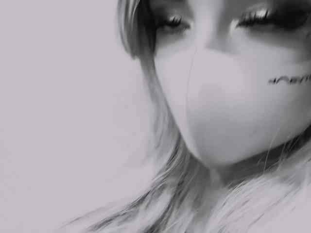 PinkFoxya webcam