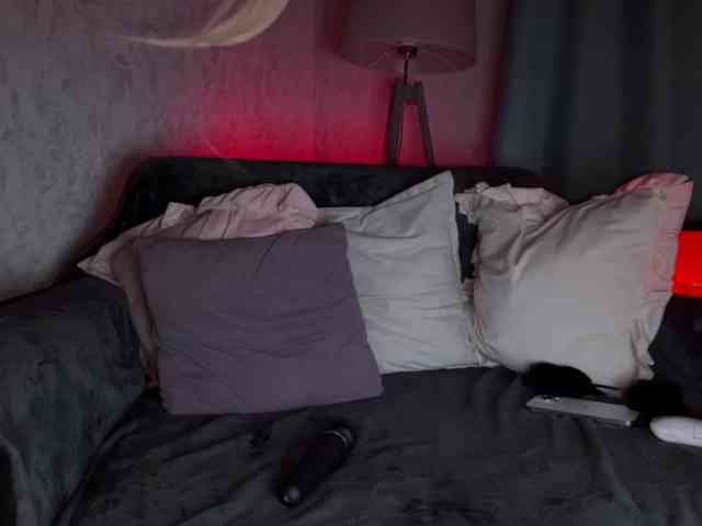 PinkFoxya