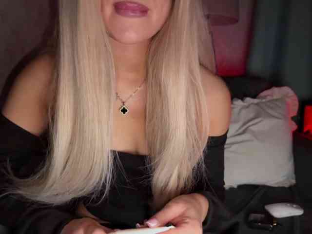 PinkFoxya