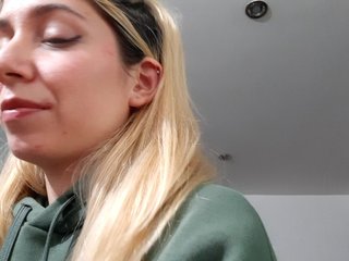 _LittleSammy Porn Show