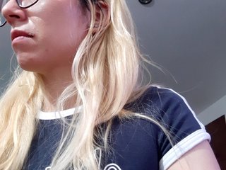 _LittleSammy Porn Show