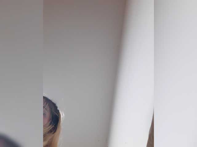 LittleSammy live cam on BongaCams