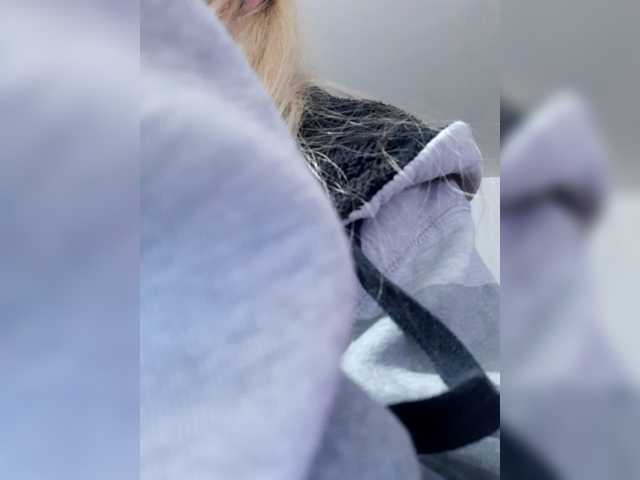 LittleSammy live cam on BongaCams