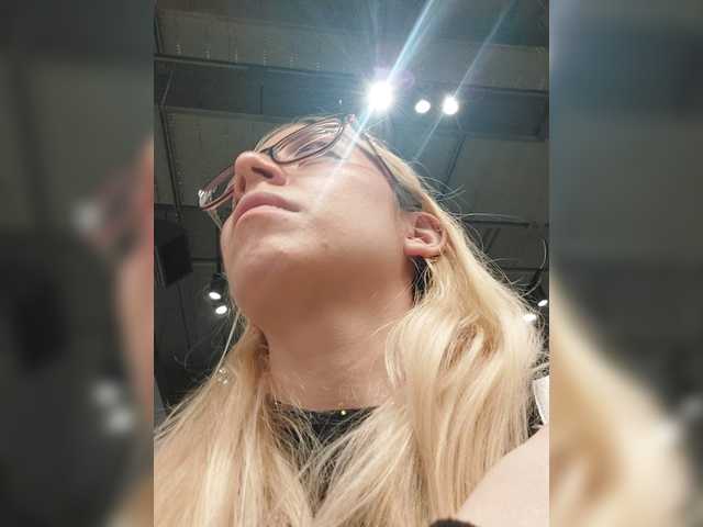 LittleSammy live cam on BongaCams