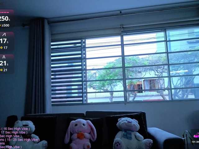 LittleSammy live cam on BongaCams