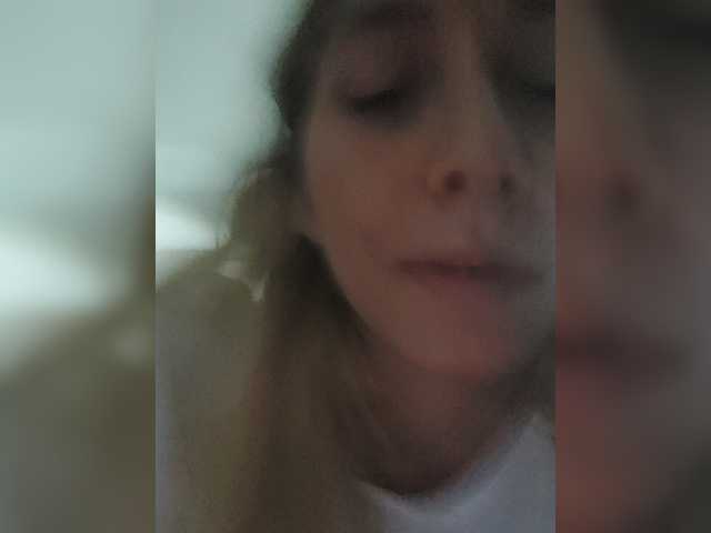LittleSammy live cam on BongaCams