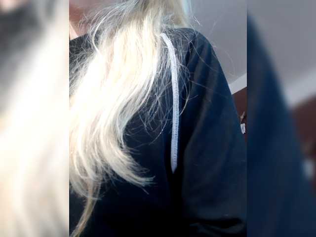 LittleSammy live cam on BongaCams