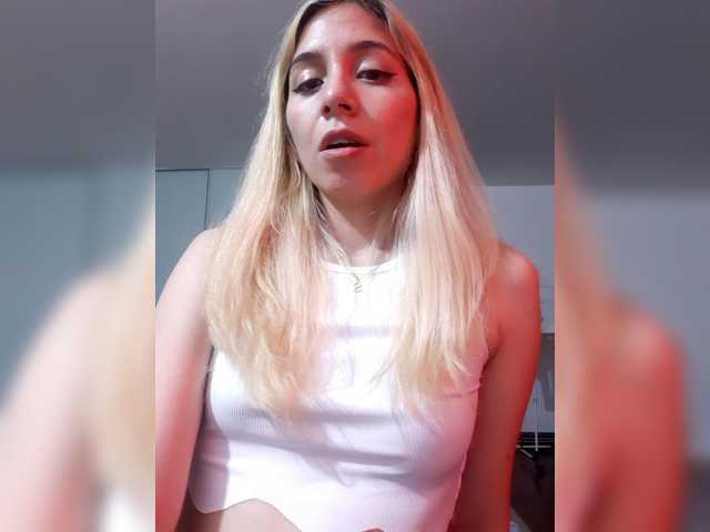 LittleSammy live cam on BongaCams