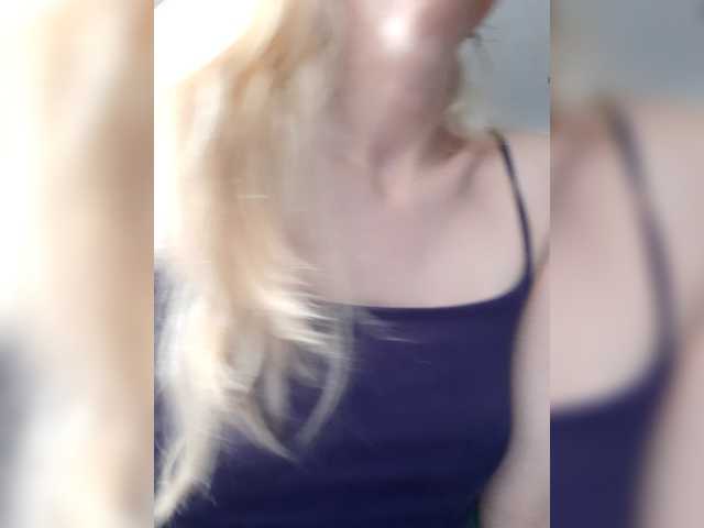 LittleSammy live cam on BongaCams