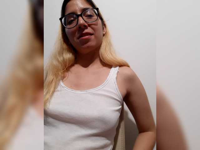 LittleSammy live cam on BongaCams