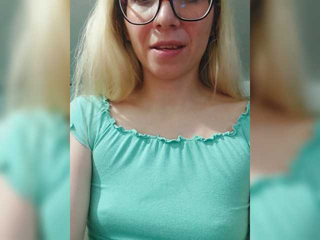_LittleSammy live cam on BongaCams