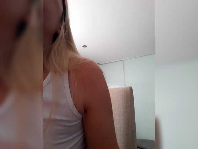 LittleSammy live cam on BongaCams