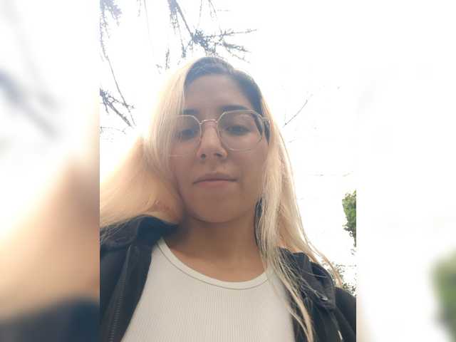 _LittleSammy live cam preview
