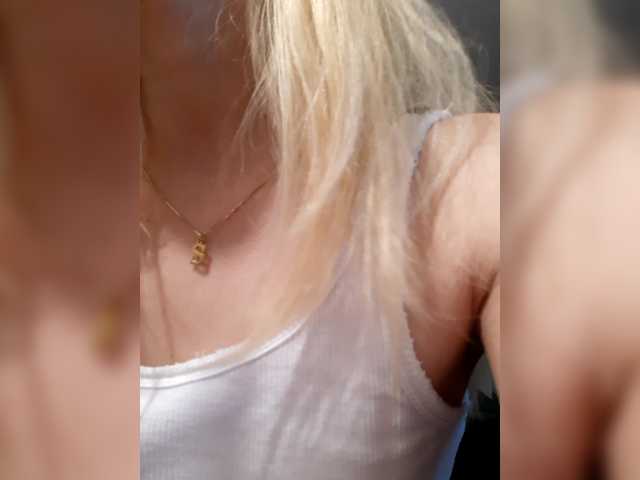 LittleSammy live cam on BongaCams