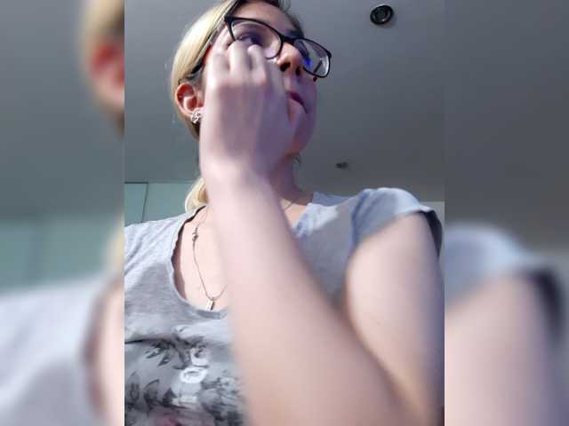 LittleSammy live cam on BongaCams