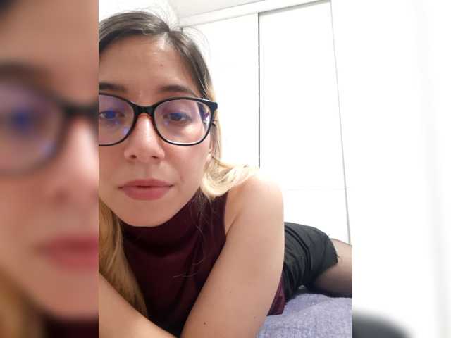 LittleSammy live cam on BongaCams