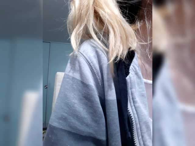 LittleSammy live cam on BongaCams