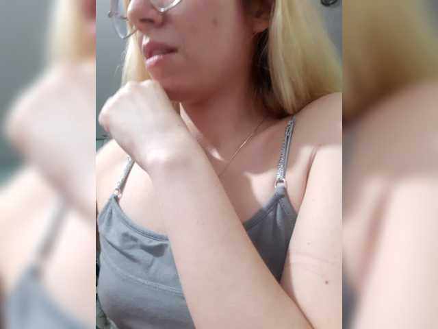 LittleSammy live cam on BongaCams