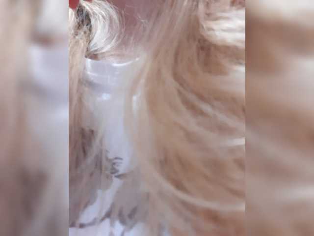 LittleSammy live cam on BongaCams