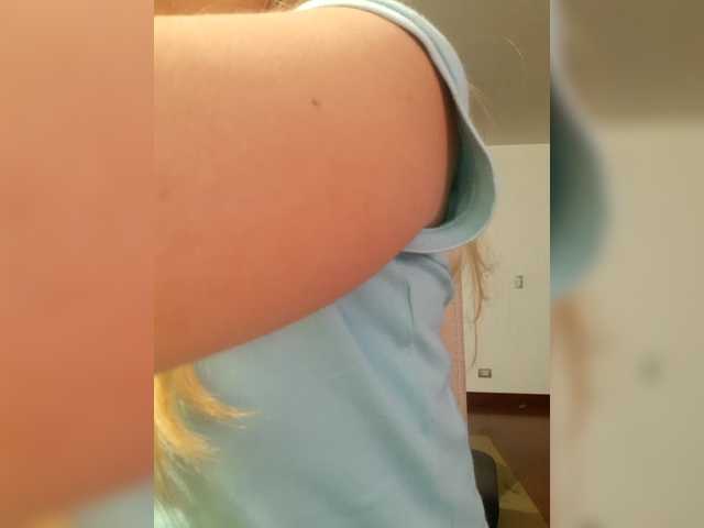 LittleSammy live cam on BongaCams