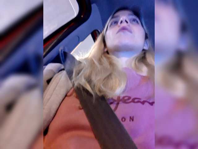 _LittleSammy — live female cam
