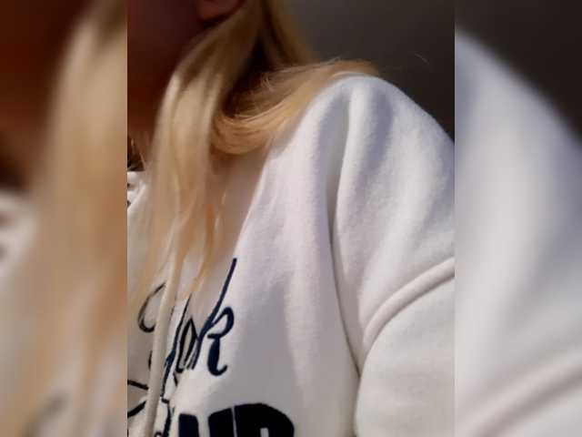 LittleSammy live cam on BongaCams