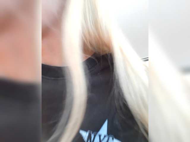 LittleSammy live cam on BongaCams