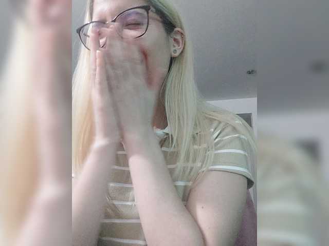 LittleSammy live cam on BongaCams