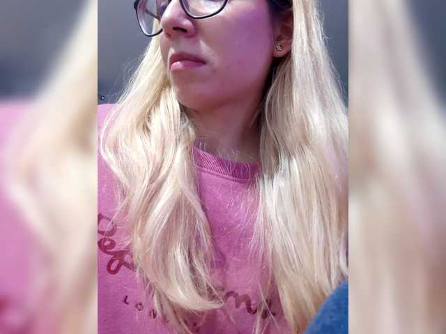 _LittleSammy — live female cam