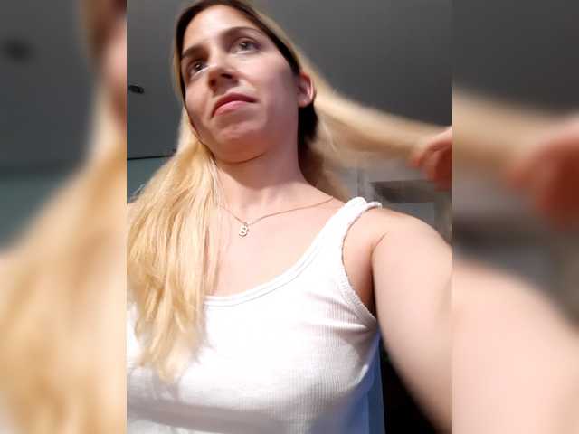 LittleSammy live cam on BongaCams