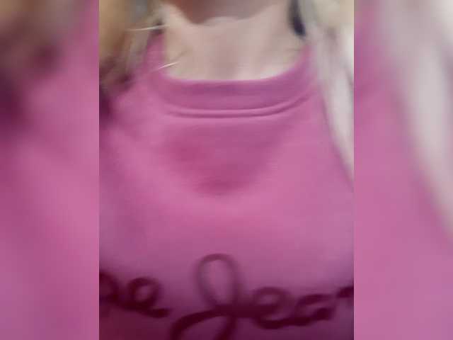 LittleSammy live cam on BongaCams